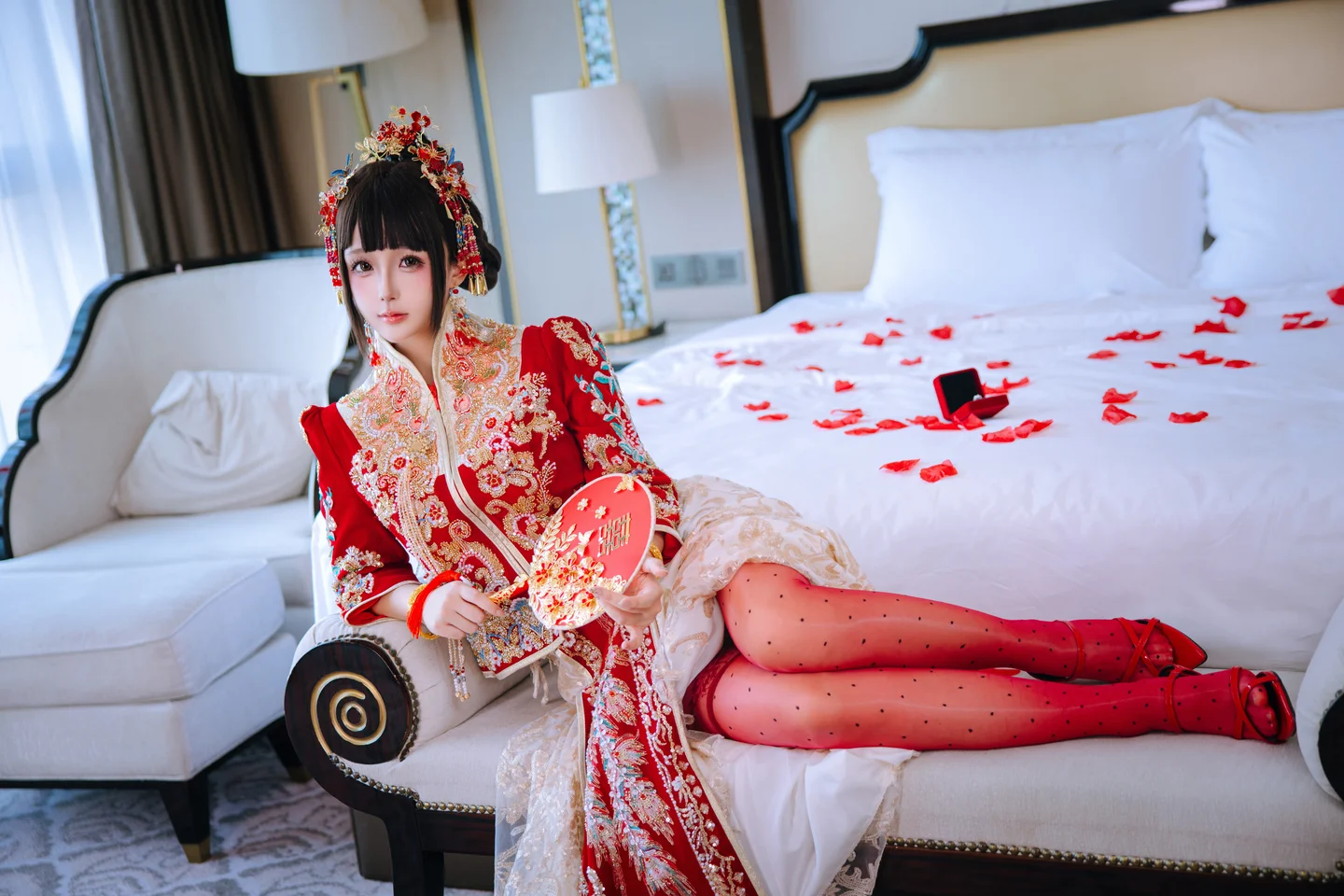 日奈娇 - 洞房花烛 [190P,5V-1.69GB]  tg@simisebaisi 【丝足阁】006.webp